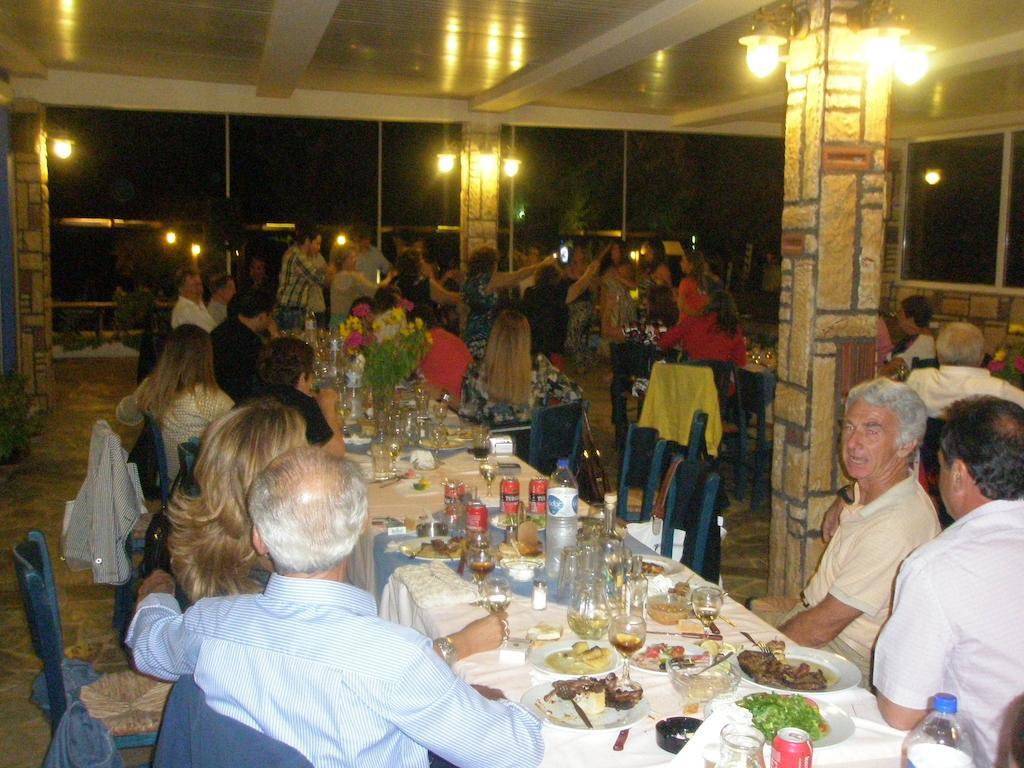 Aphrodite Beach Hotel Vatera Bagian luar foto